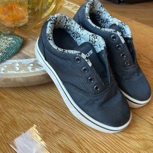 Heelys children skate shoes